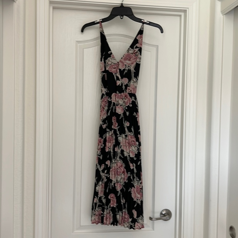 Leith midi floral print dress with pleated skirt